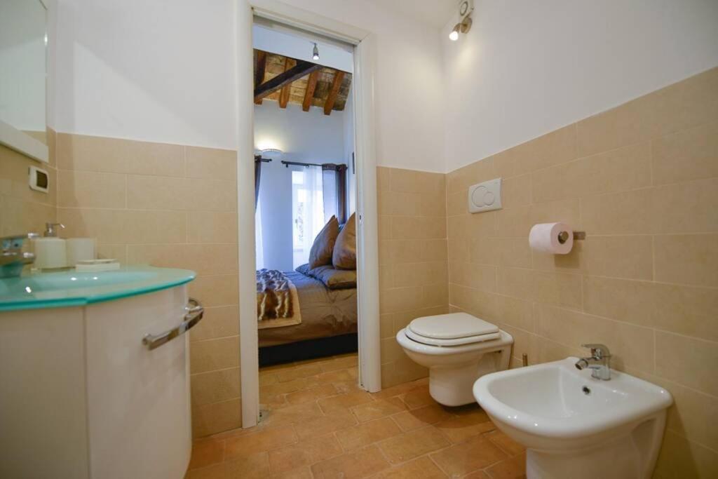Ibernesi - Charming Apartment At The Roman Forums Exterior photo