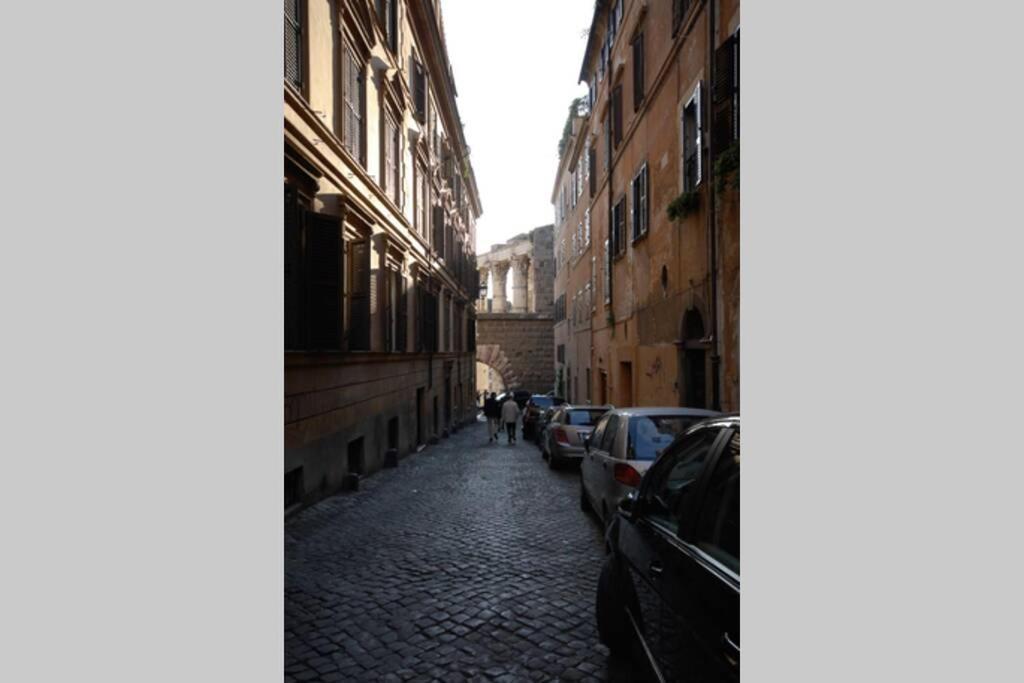 Ibernesi - Charming Apartment At The Roman Forums Exterior photo